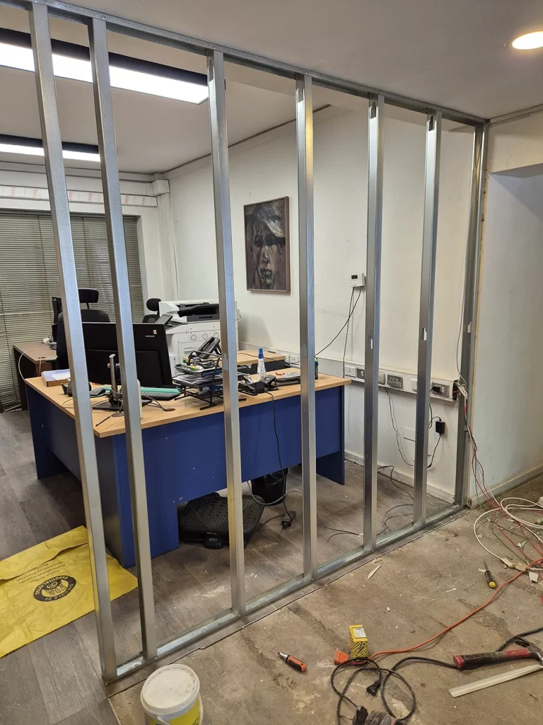 20251012_140013 copia Remodelaciones y reparaciones para hogares y oficinas